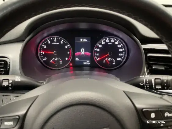 KIA STONIC - voiture d'occasion - Photo 12