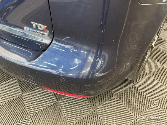 VOLKSWAGEN TOURAN II - voiture d'occasion - Photo 25