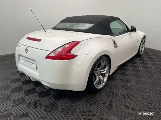 NISSAN 370Z - voiture d'occasion - Photo 4