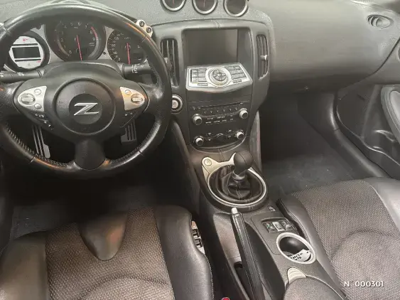 NISSAN 370Z - voiture d'occasion - Photo 15