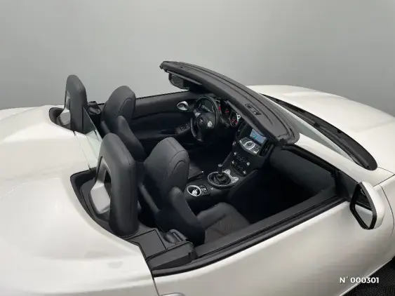 NISSAN 370Z - voiture d'occasion - Photo 29