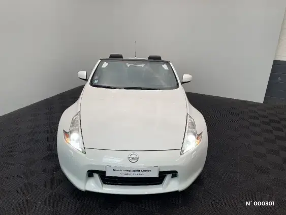NISSAN 370Z - voiture d'occasion - Photo 32