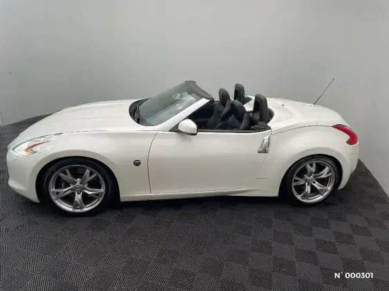 NISSAN 370Z - voiture d'occasion - Photo 34