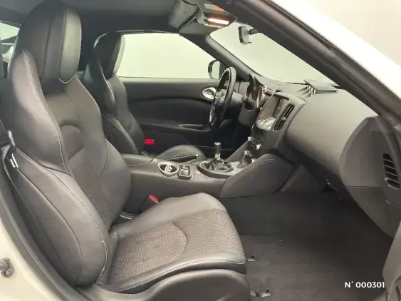 NISSAN 370Z - voiture d'occasion - Photo 10