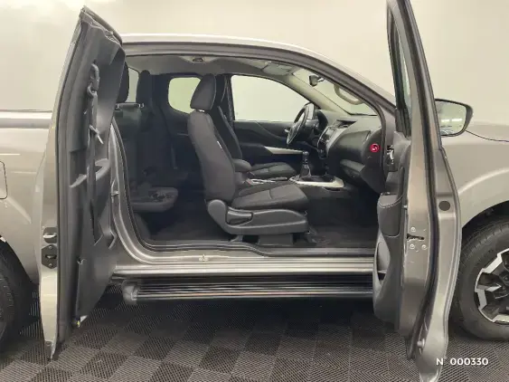 NISSAN NP300 NAVARA IV - voiture d'occasion - Photo 32