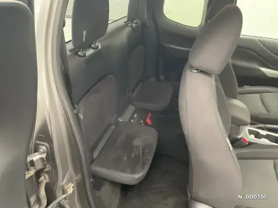 NISSAN NP300 NAVARA IV - voiture d'occasion - Photo 11