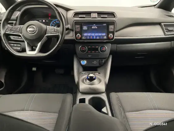 NISSAN LEAF II - voiture d'occasion - Photo 13