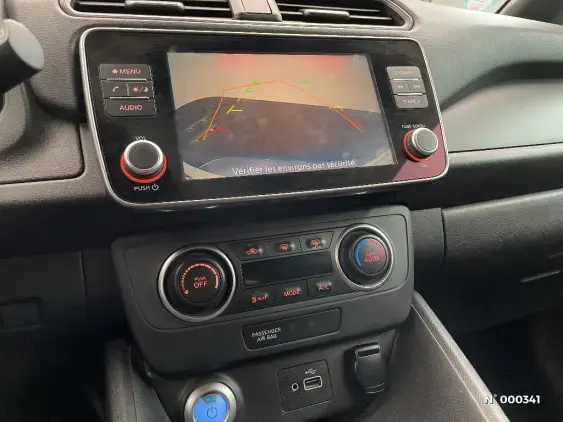 NISSAN LEAF II - voiture d'occasion - Photo 14