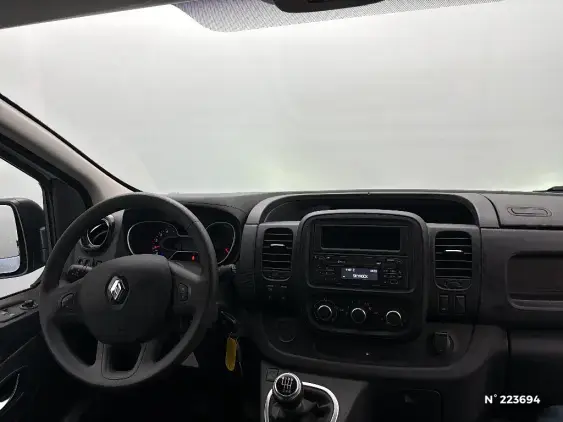 RENAULT TRAFIC FG III - voiture d'occasion - Photo 9