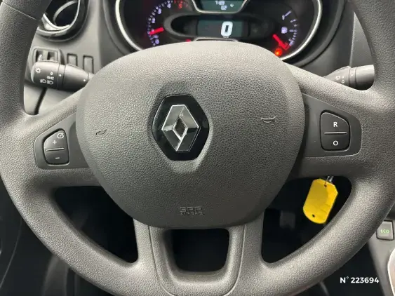 RENAULT TRAFIC FG III - voiture d'occasion - Photo 26