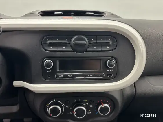 RENAULT TWINGO III - voiture d'occasion - Photo 13