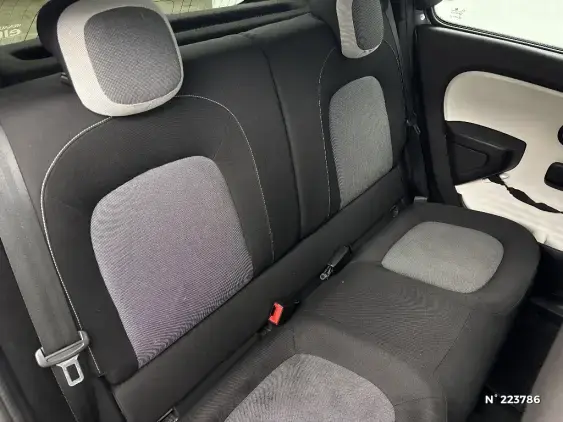 RENAULT TWINGO III - voiture d'occasion - Photo 11