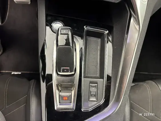 PEUGEOT 3008 II - voiture d'occasion - Photo 28