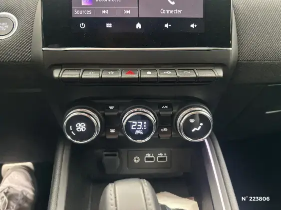 RENAULT CLIO V - voiture d'occasion - Photo 26