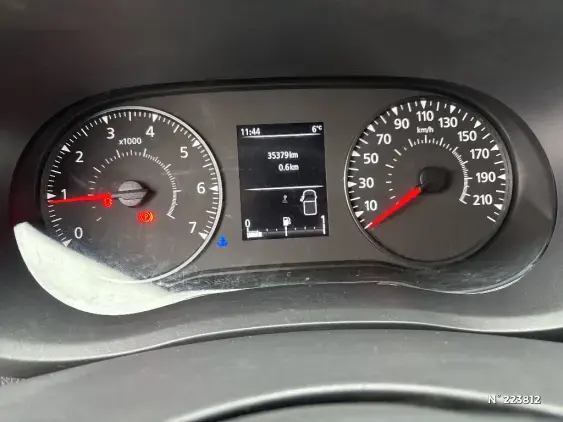 NISSAN NV400 FG I - voiture d'occasion - Photo 10