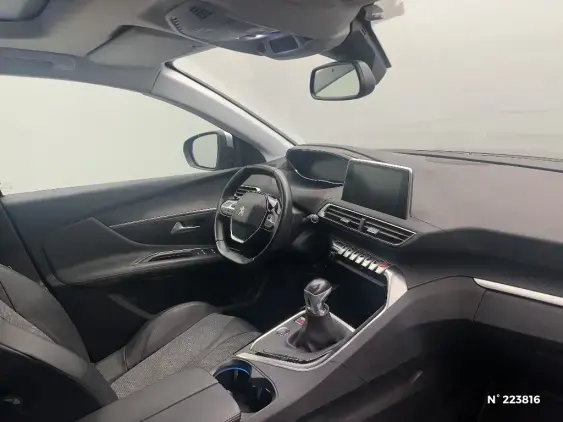 PEUGEOT 3008 II - voiture d'occasion - Photo 10