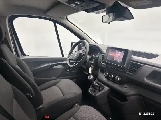 RENAULT TRAFIC III - voiture d'occasion - Photo 10