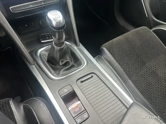 RENAULT MEGANE ESTATE IV - voiture d'occasion - Photo 26