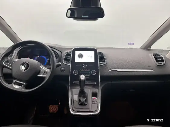 RENAULT SCENIC IV - voiture d'occasion - Photo 9