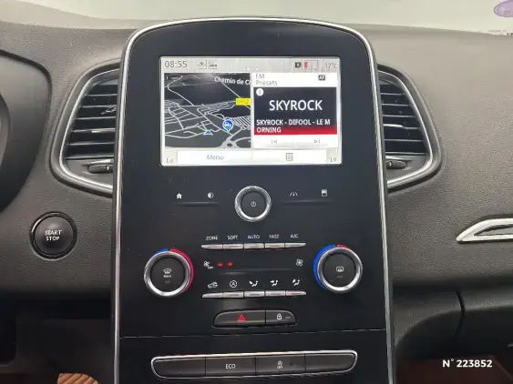 RENAULT SCENIC IV - voiture d'occasion - Photo 13