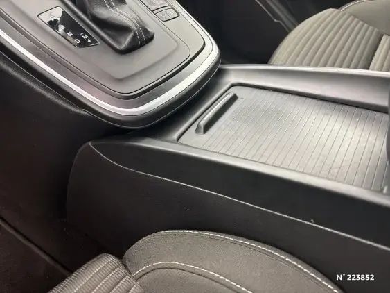 RENAULT SCENIC IV - voiture d'occasion - Photo 26