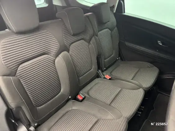 RENAULT SCENIC IV - voiture d'occasion - Photo 11