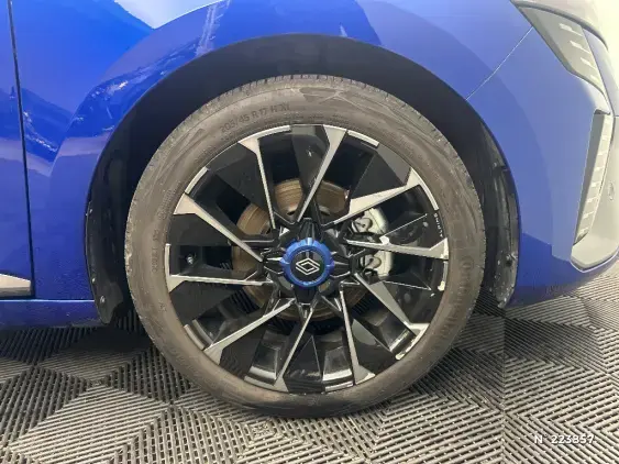 RENAULT CLIO V - voiture d'occasion - Photo 8