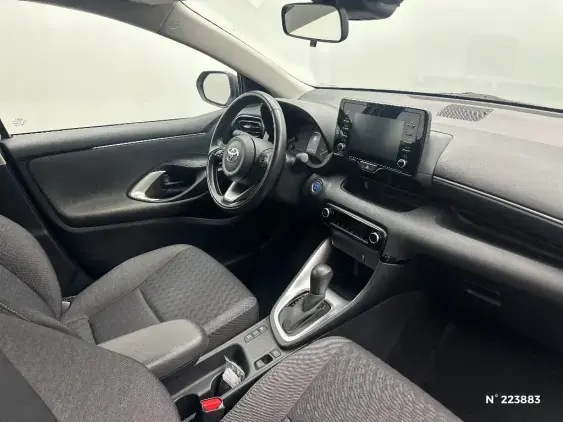 TOYOTA YARIS IV - voiture d'occasion - Photo 10
