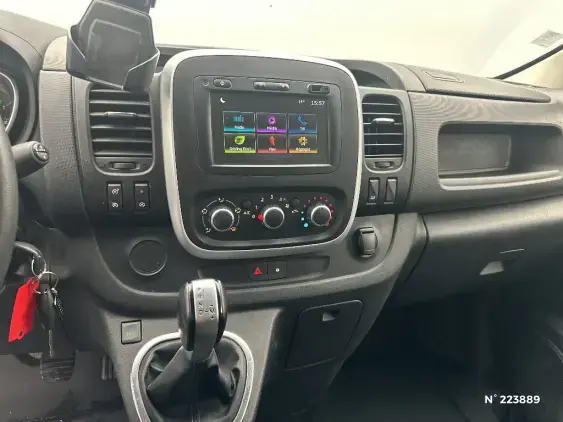 NISSAN NV300 - voiture d'occasion - Photo 12