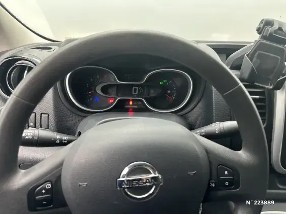 NISSAN NV300 - voiture d'occasion - Photo 11