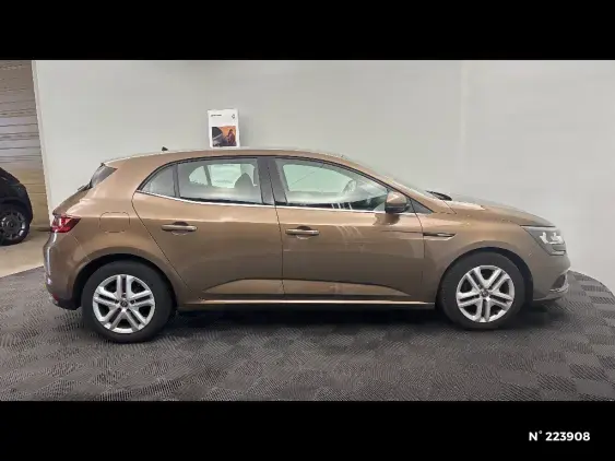 RENAULT MEGANE IV - voiture d'occasion - Photo 5