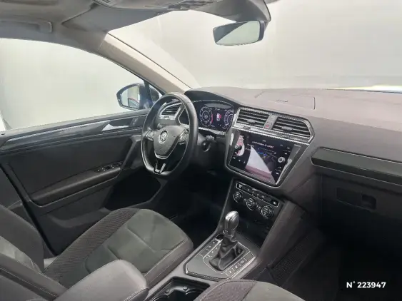 VOLKSWAGEN TIGUAN II - voiture d'occasion - Photo 10