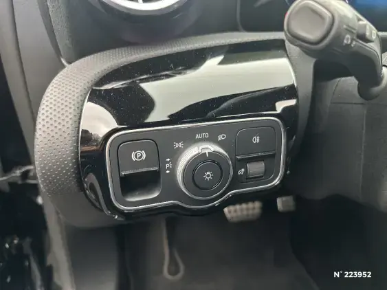 MERCEDES-BENZ CLASSE A IV - voiture d'occasion - Photo 15