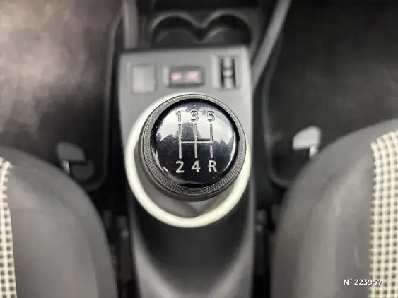 RENAULT TWINGO III - voiture d'occasion - Photo 25