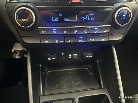 HYUNDAI TUCSON II - voiture d'occasion - Photo 27