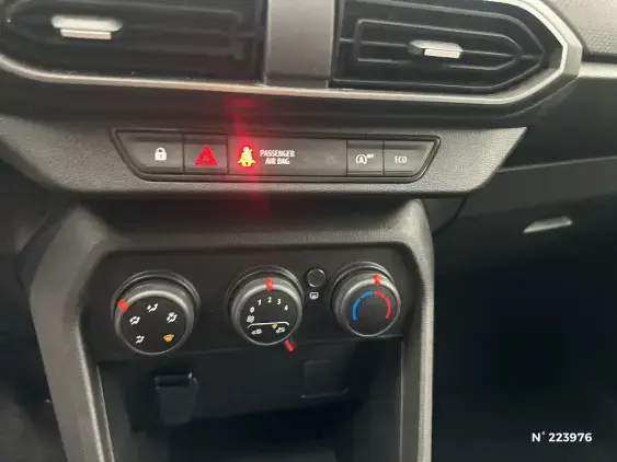 DACIA SANDERO III - voiture d'occasion - Photo 13