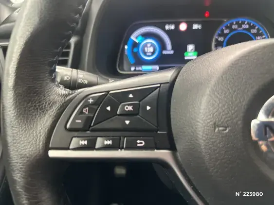 NISSAN LEAF II - voiture d'occasion - Photo 25