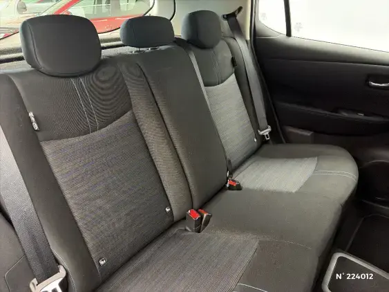 NISSAN LEAF II - voiture d'occasion - Photo 11