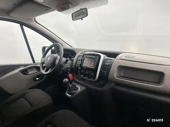 RENAULT TRAFIC III - voiture d'occasion - Photo 10