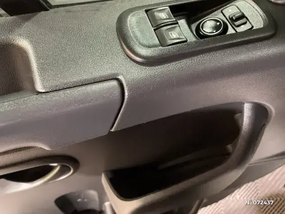 NISSAN NV400 FG I - voiture d'occasion - Photo 26