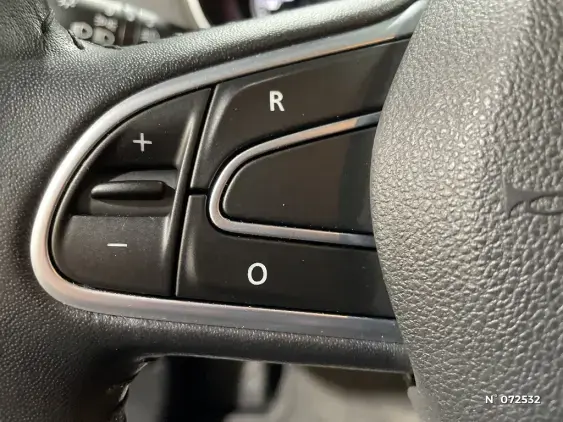 RENAULT MEGANE IV - voiture d'occasion - Photo 27