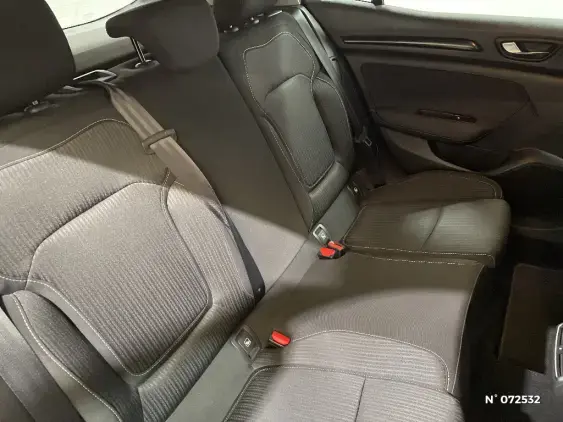 RENAULT MEGANE IV - voiture d'occasion - Photo 11