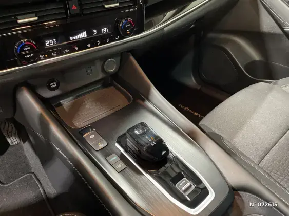 NISSAN QASHQAI III - voiture d'occasion - Photo 29