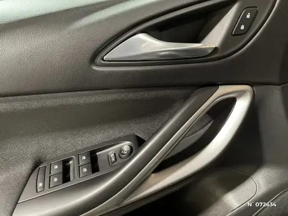 OPEL ASTRA K - voiture d'occasion - Photo 25