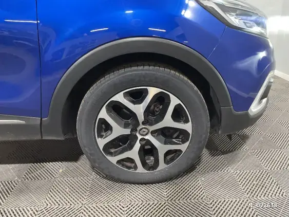 RENAULT CAPTUR - voiture d'occasion - Photo 8