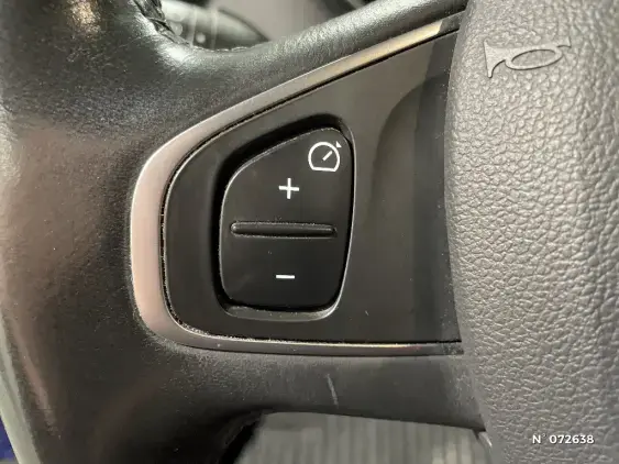 RENAULT CAPTUR - voiture d'occasion - Photo 27