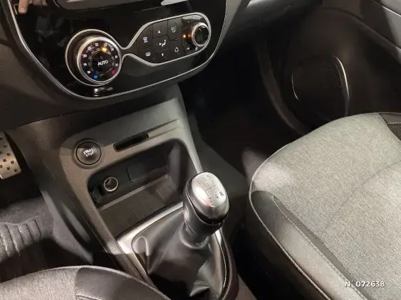 RENAULT CAPTUR - voiture d'occasion - Photo 30