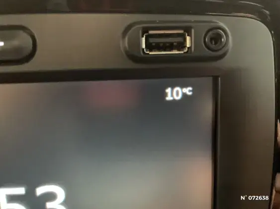 RENAULT CAPTUR - voiture d'occasion - Photo 31