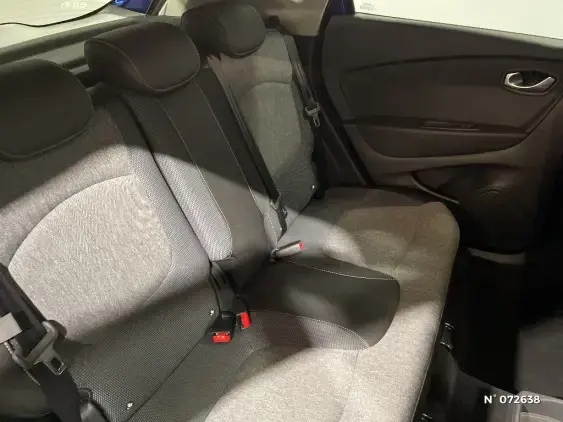 RENAULT CAPTUR - voiture d'occasion - Photo 11