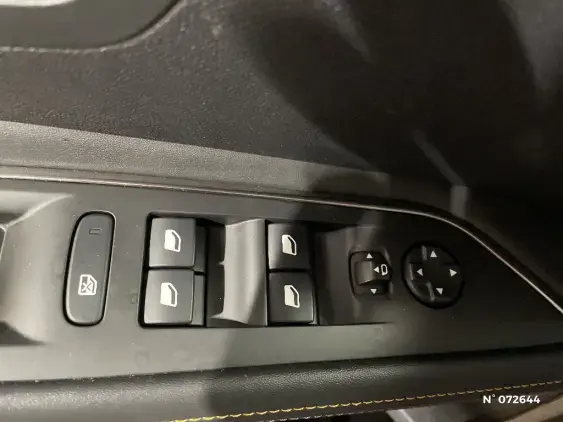 PEUGEOT 3008 II - voiture d'occasion - Photo 30